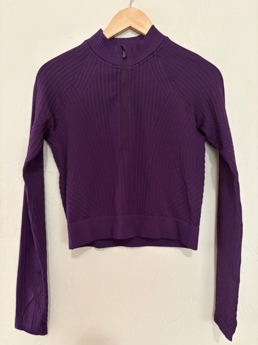 Lululemon Purple Rest Less Cropped 1/2 Zip. Worn Twice. Excellent Condition!